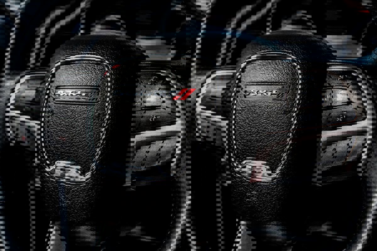 Used 2016 Dodge Challenger R/T Scat Pack w/ Leather Interior Group image 29