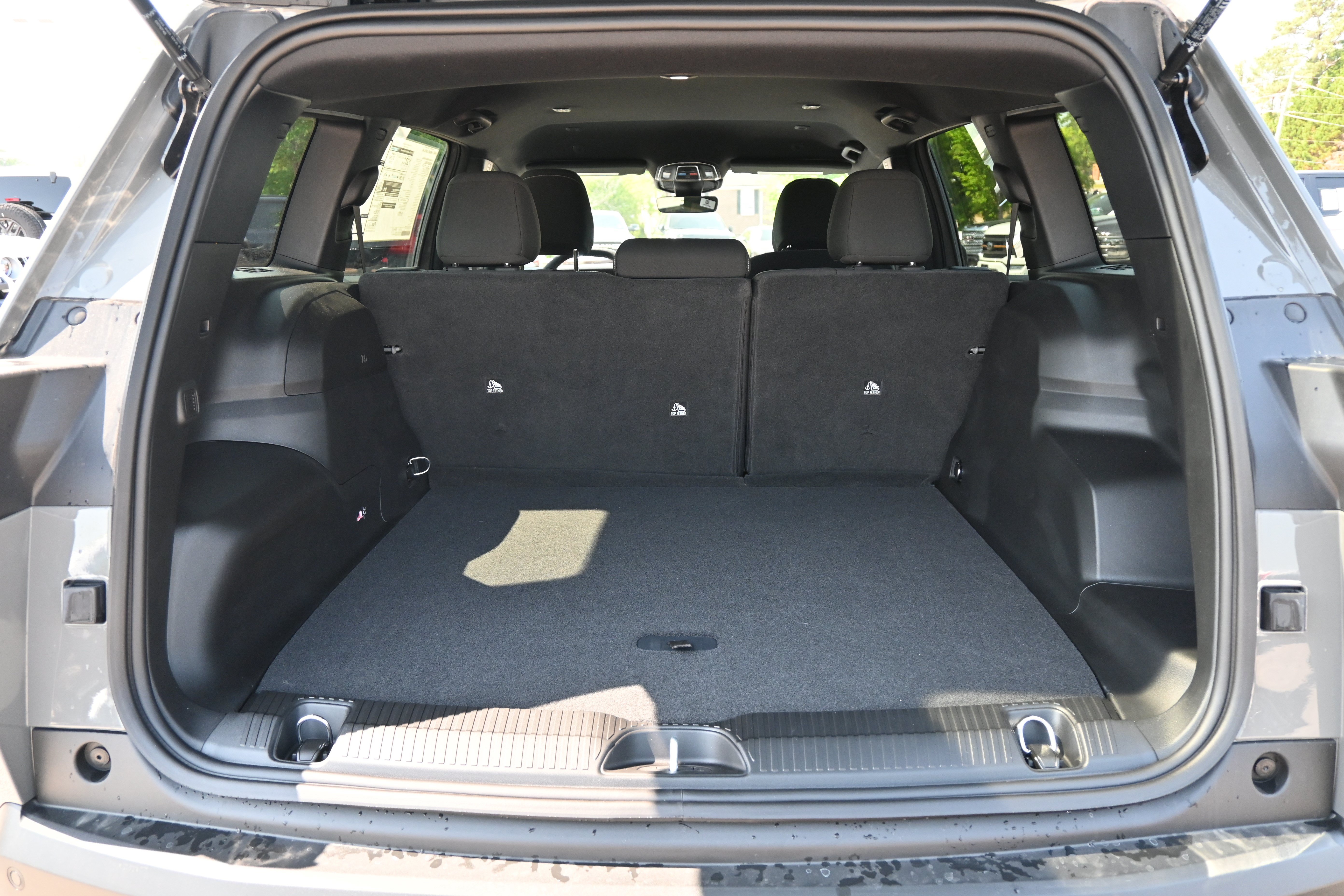 New 2026 Jeep Cherokee Laredo AWD/4WD image 30