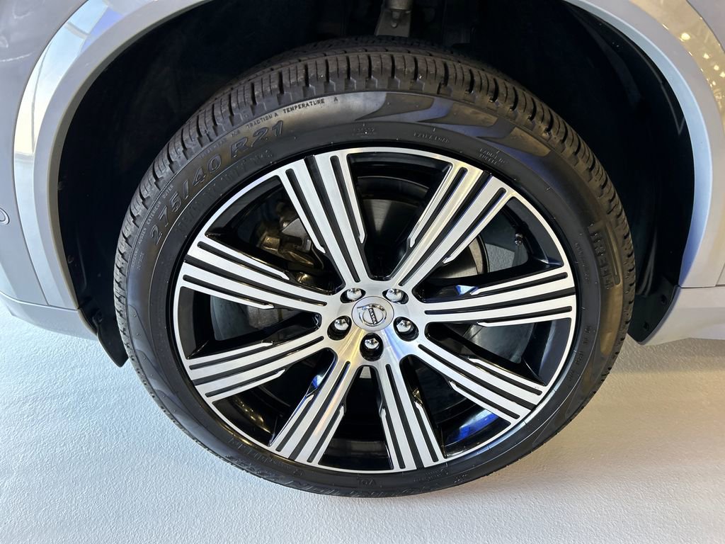 Used 2025 Volvo XC90 B6 Plus w/ Protection Package Premier image 8