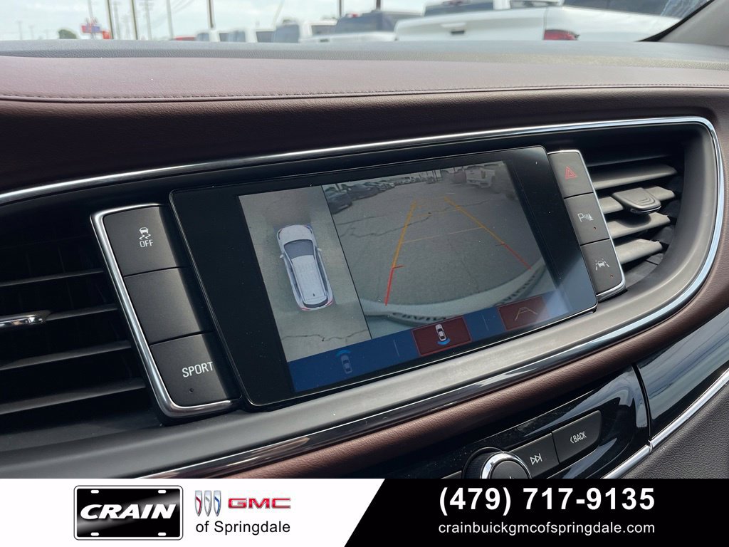 Used 2018 Buick Enclave Avenir w/ Avenir Technology Package FWD image 17