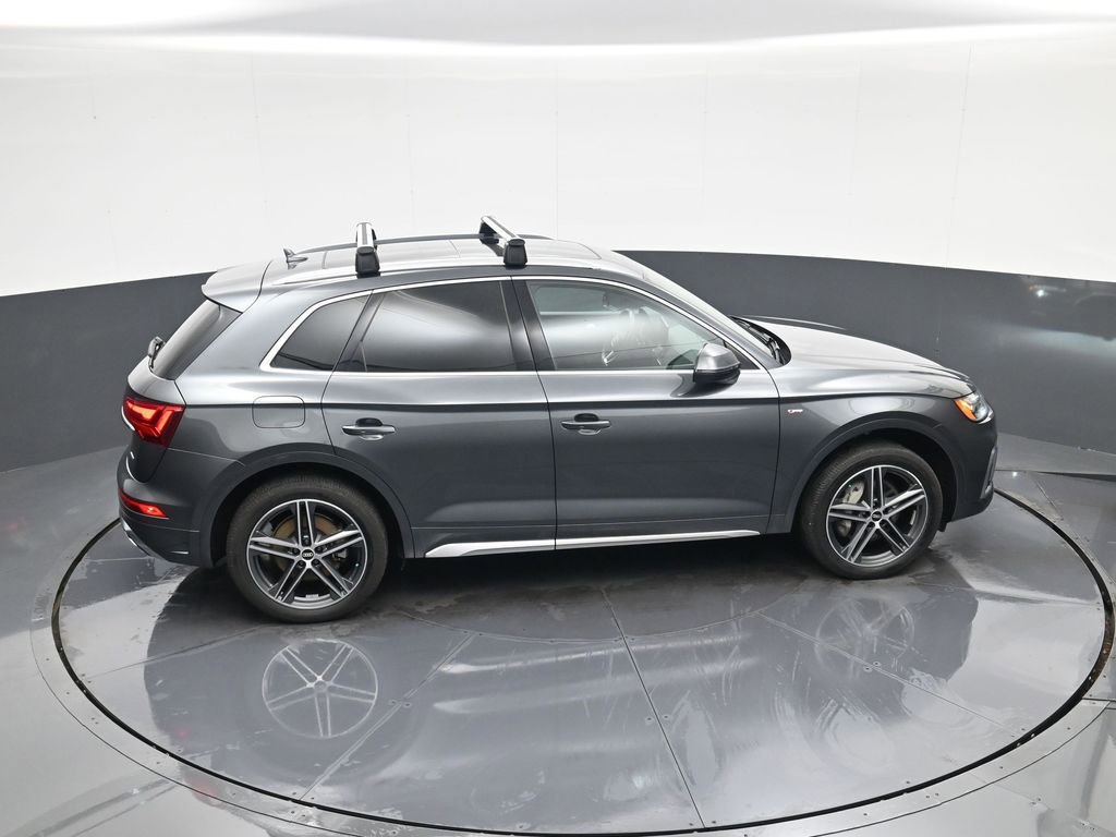 Used 2021 Audi Q5 e Premium Plus w/ Premium Plus Package image 30