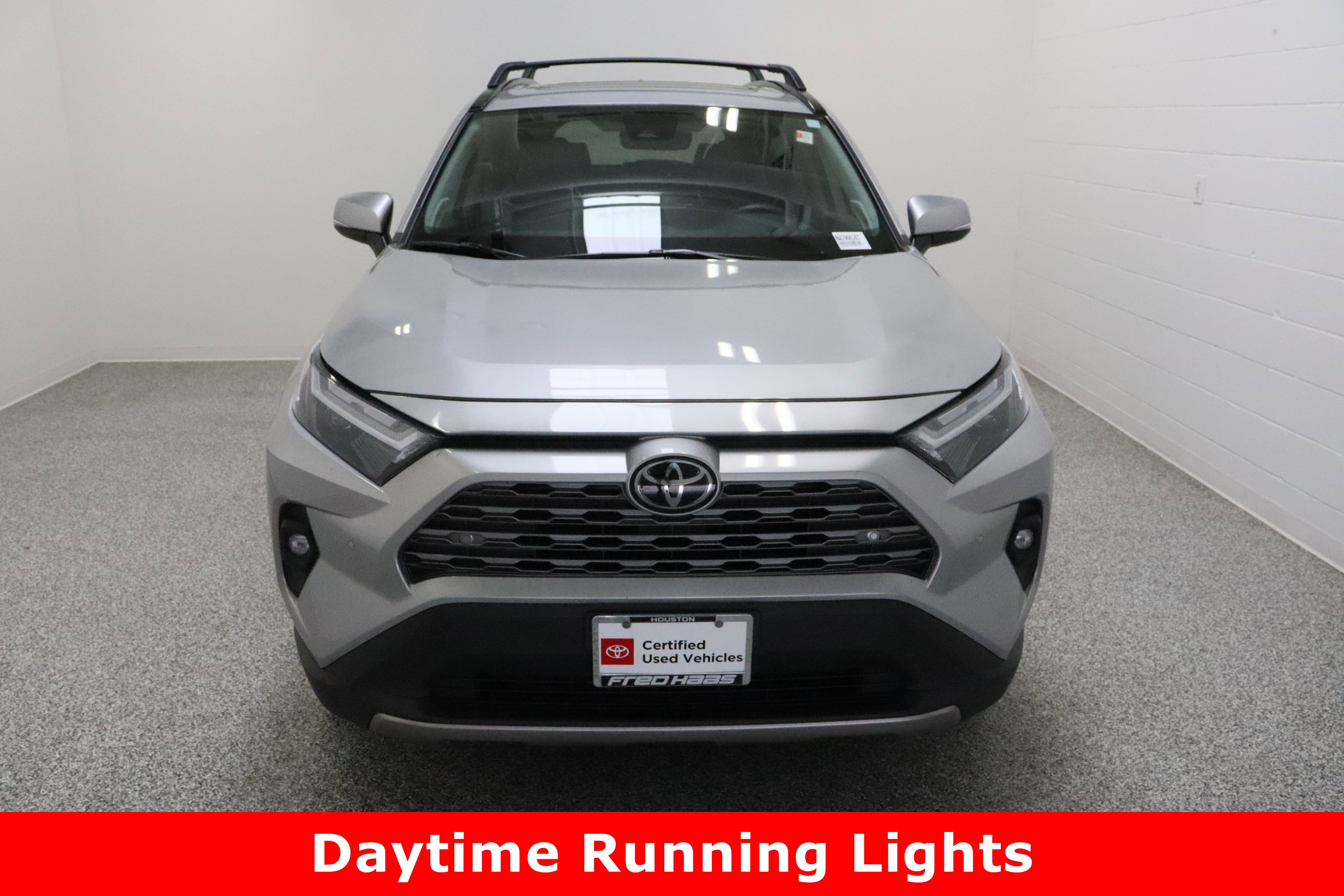 Certified 2022 Toyota RAV4 Limited FWD image 3