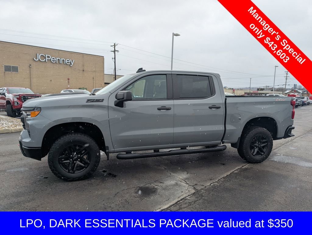 Used 2024 Chevrolet Silverado 1500 Custom Trail Boss w/ LPO, Dark Essentials Package image 5