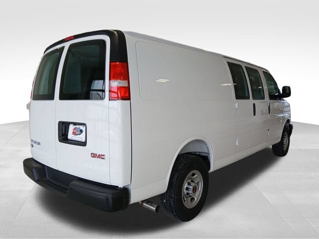 New 2026 GMC Savana 2500 Extended w/ Driver Convenience Package RWD image 5