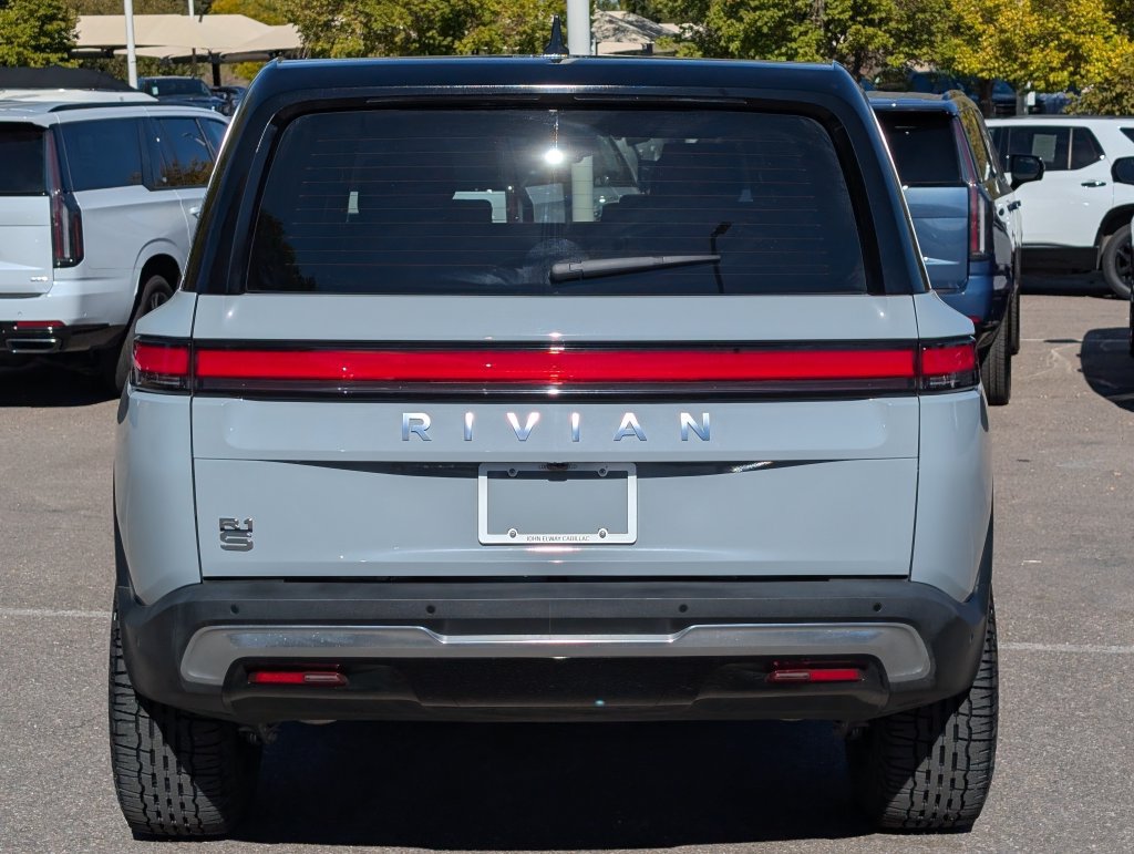 Used 2023 Rivian R1S Adventure Dual AWD/4WD image 5