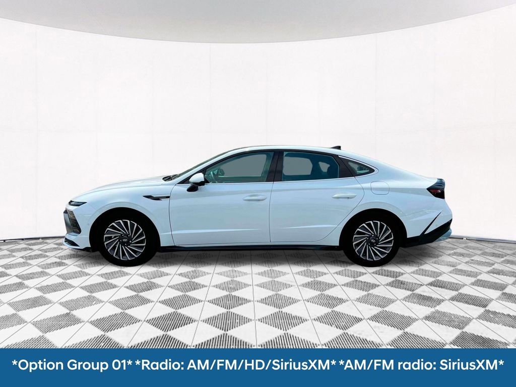 New 2025 Hyundai Sonata Limited image 4