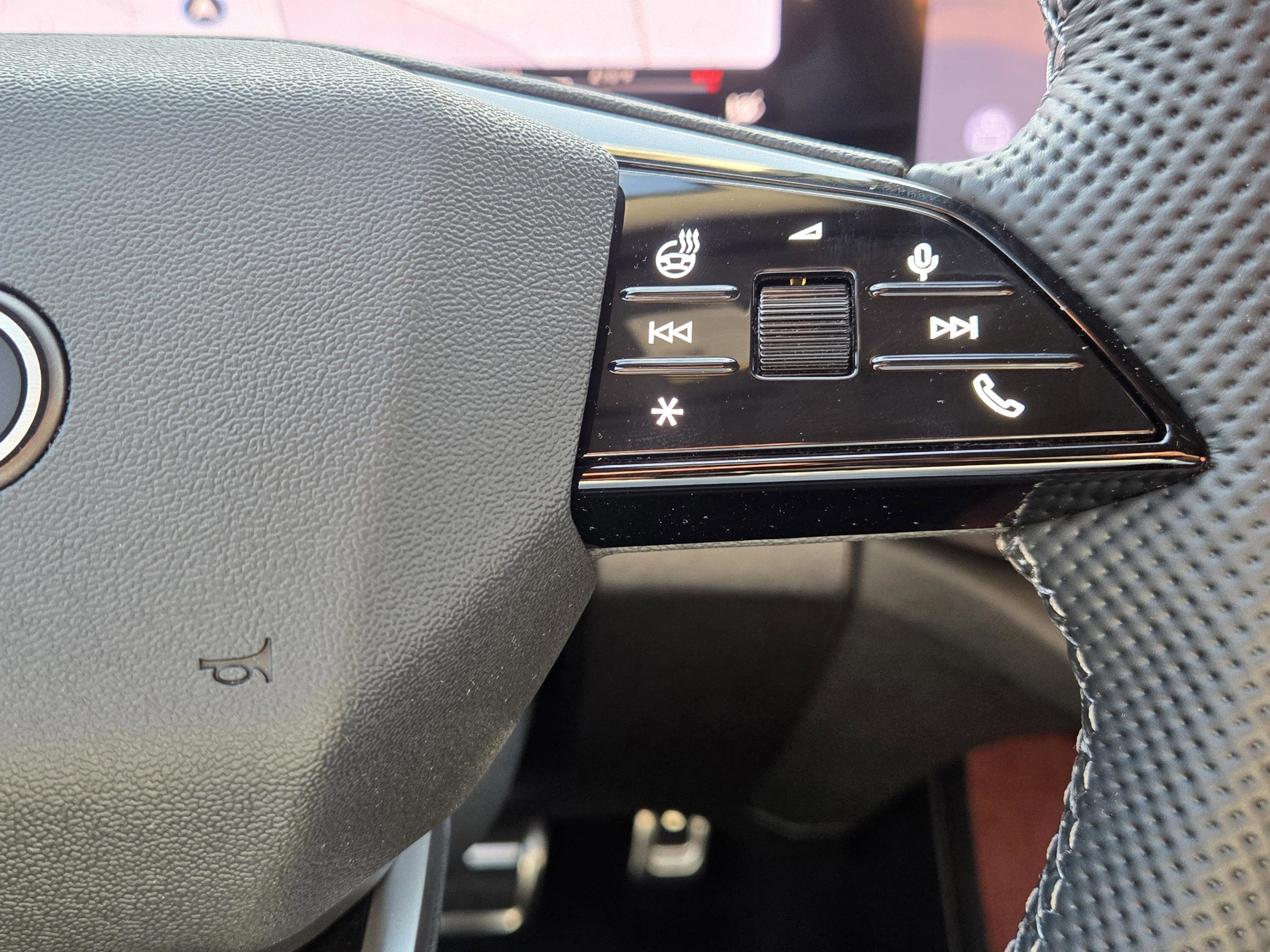 New 2026 Audi SQ5 Prestige AWD/4WD image 25