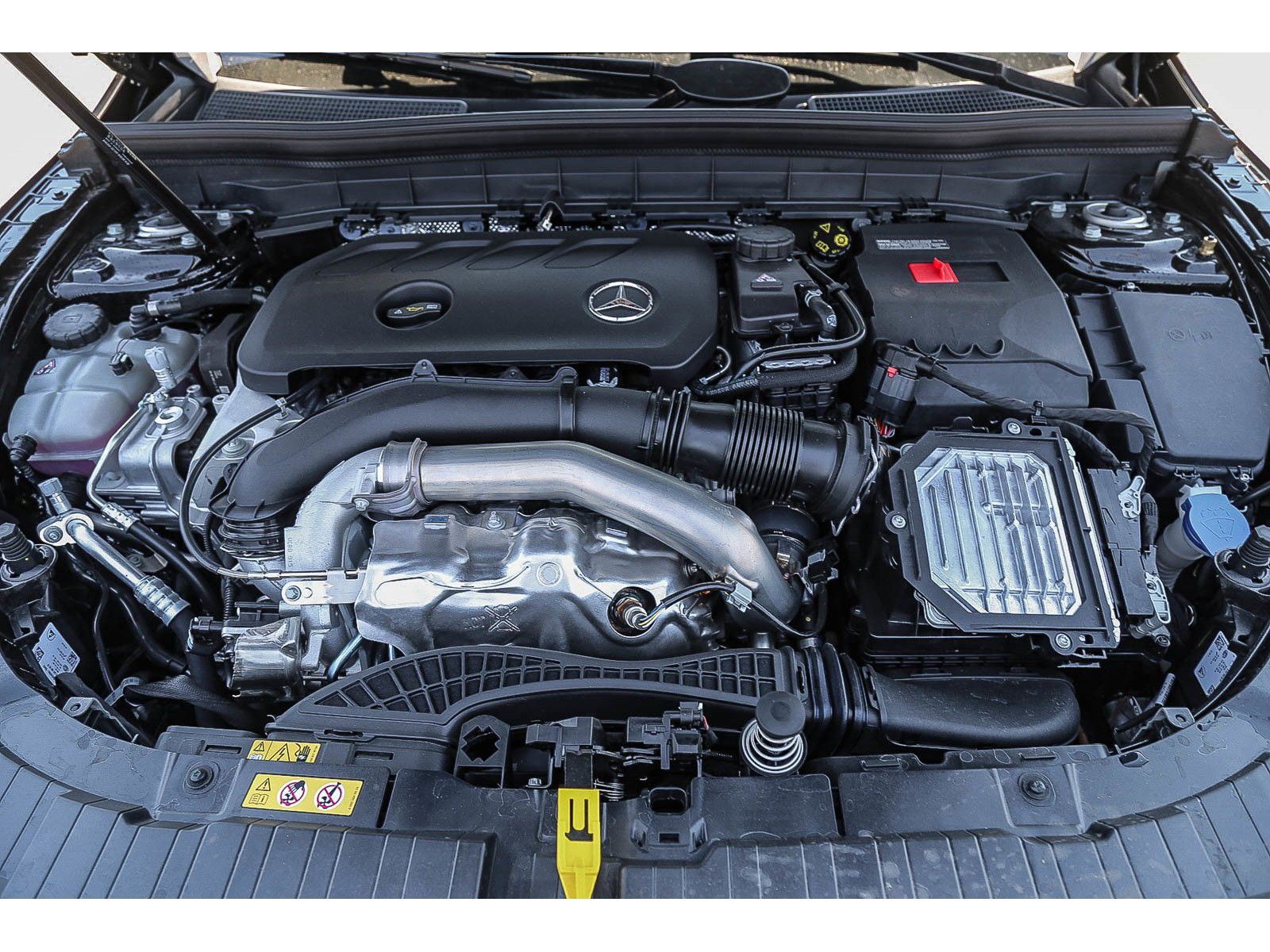 New 2026 Mercedes-Benz GLB 250 image 25
