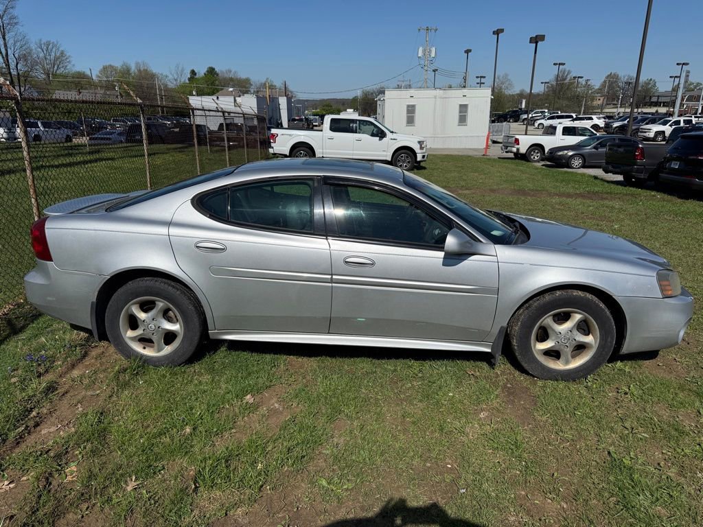 Used 2004 Pontiac Grand Prix GT2 w/ Leather Trim Pkg image 5