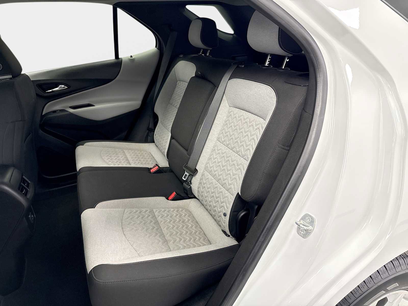 Used 2022 Chevrolet Equinox LT image 23