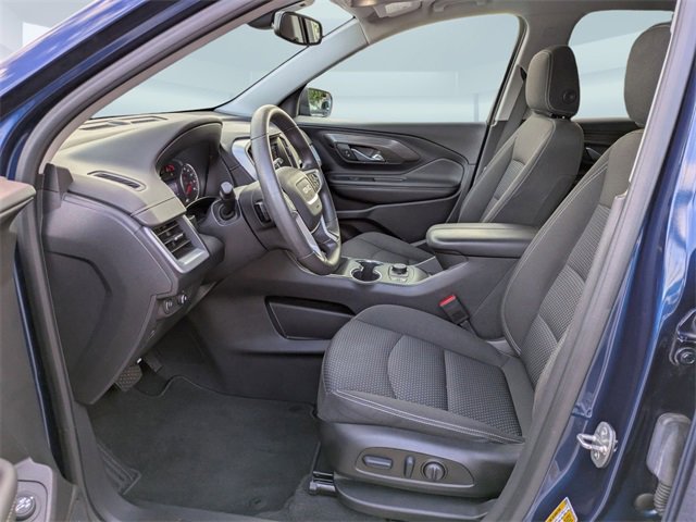 Used 2023 GMC Terrain SLE w/ Driver Convenience Package image 21
