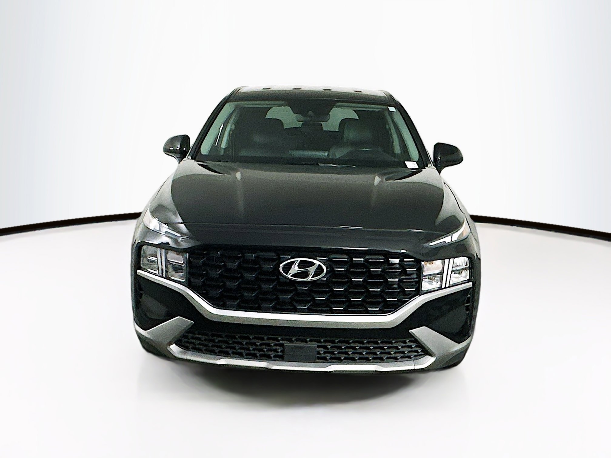Used 2023 Hyundai Santa Fe SE FWD image 2