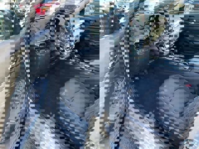 Used 2024 Nissan Altima 2.5 SV image 8