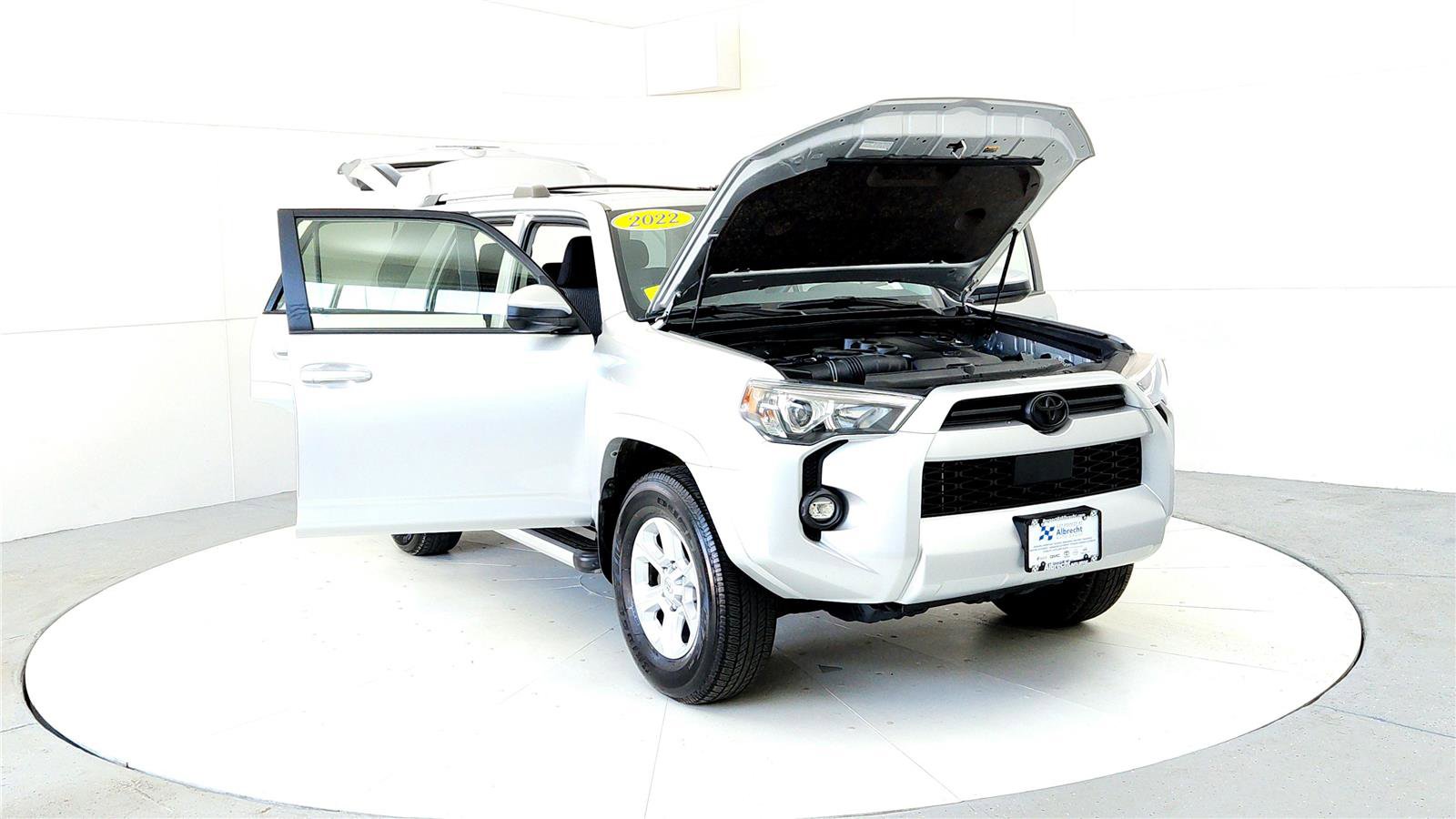 Certified 2022 Toyota 4Runner SR5 image 9