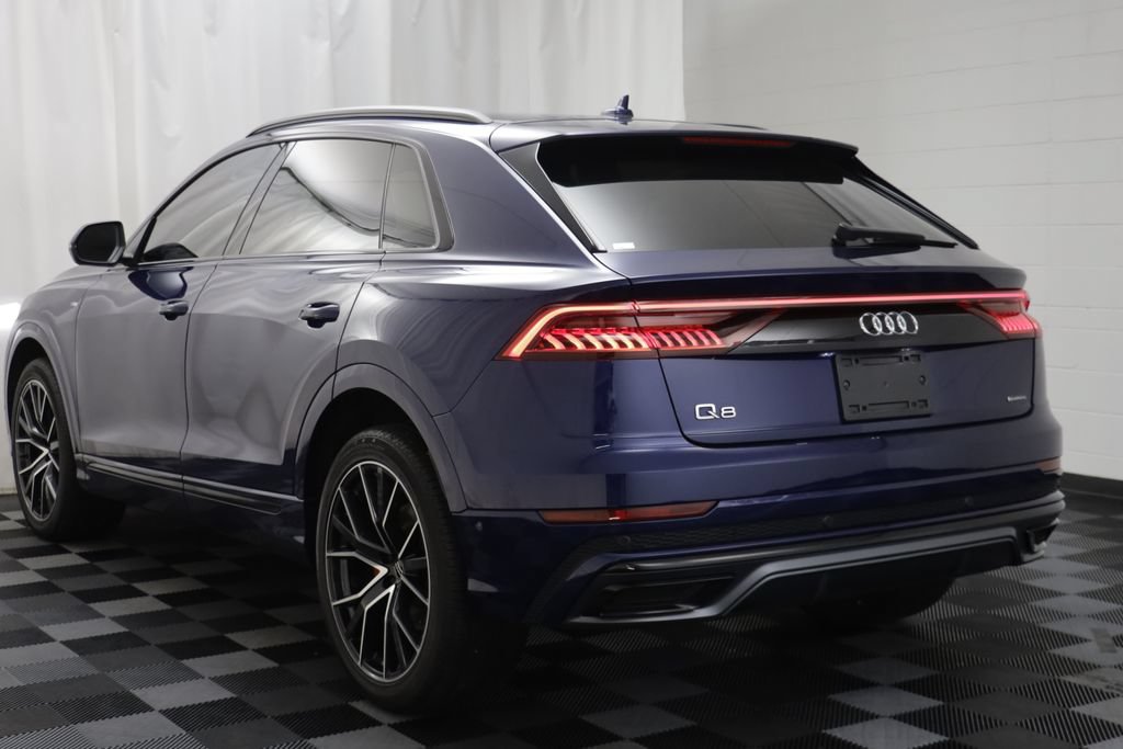 Used 2019 Audi Q8 Premium Plus w/ Premium Plus AWD/4WD image 15