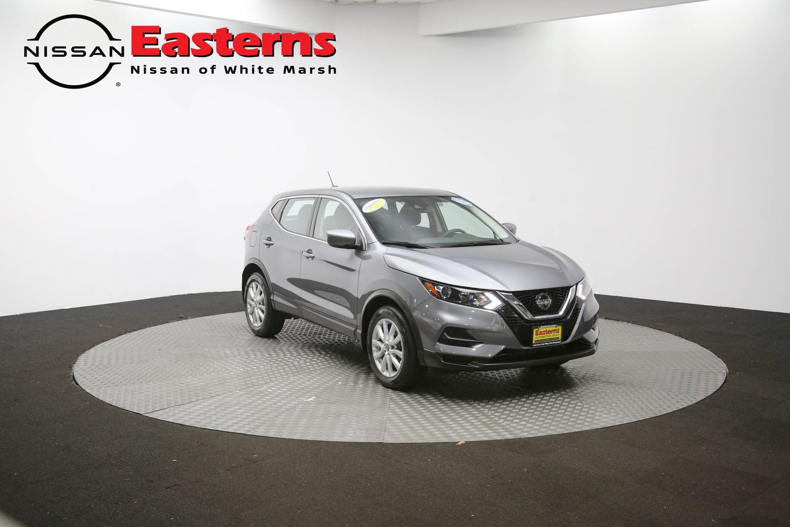 Used 2022 Nissan Rogue Sport S image 95