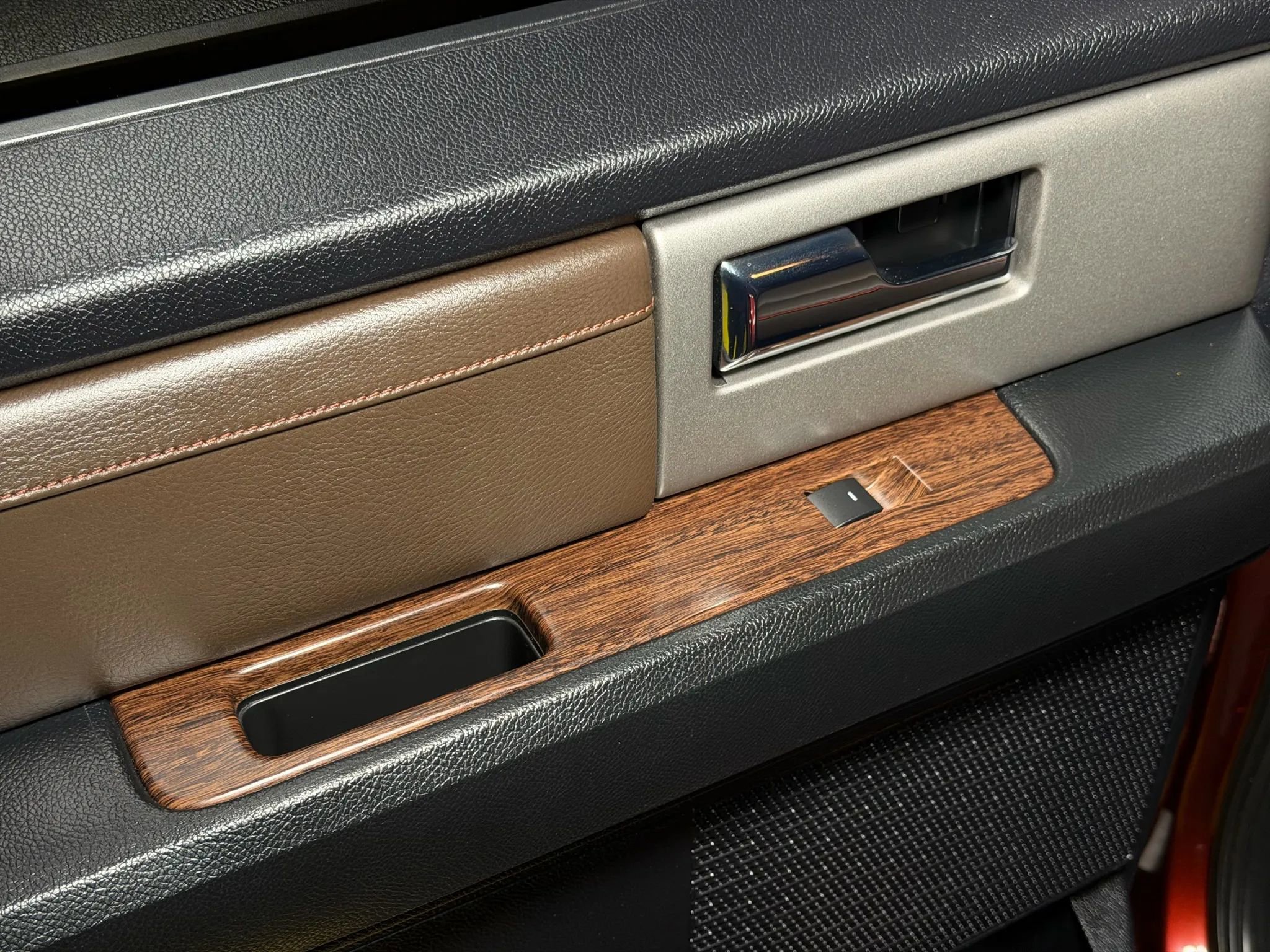 Used 2015 Ford Expedition King Ranch image 21