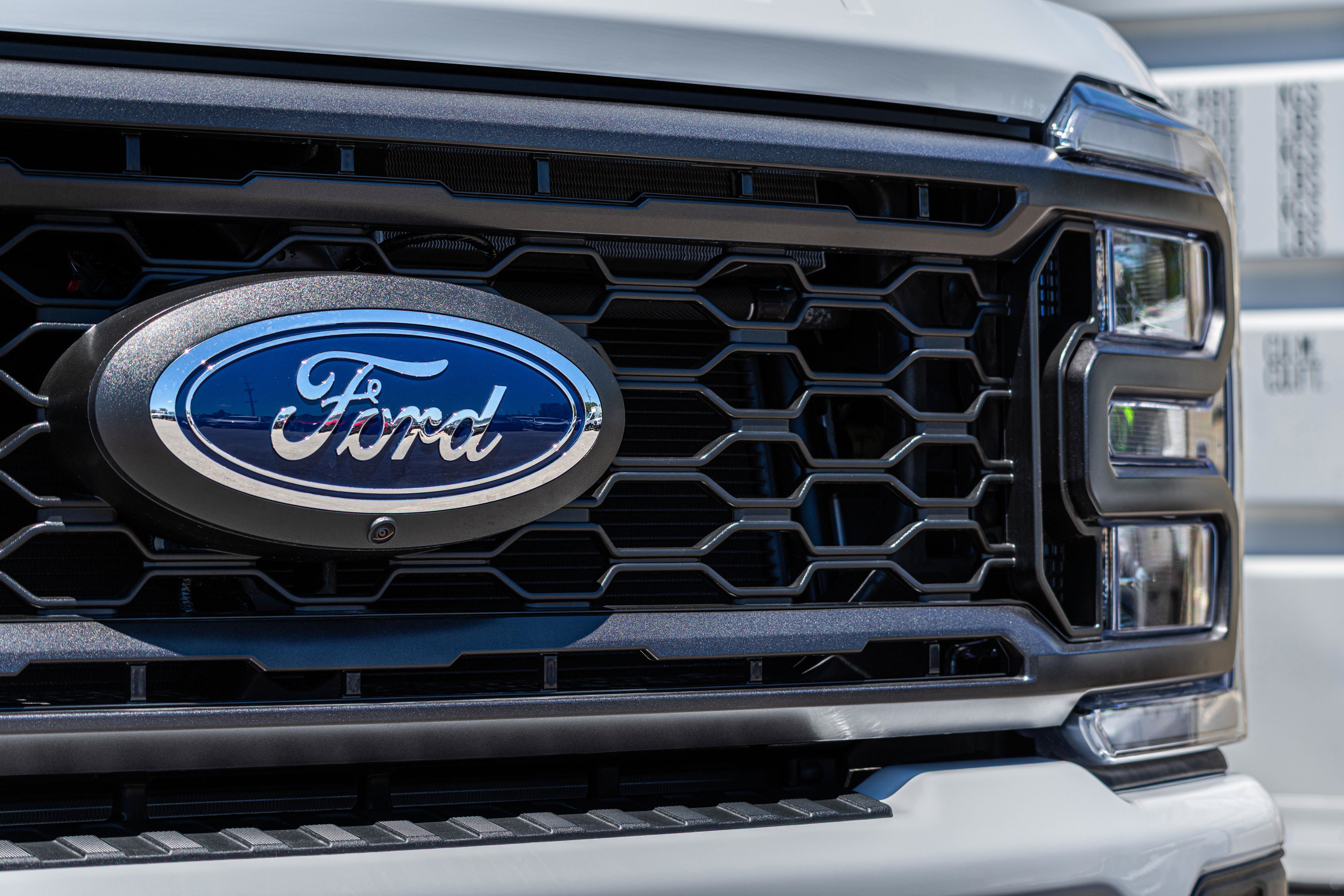 New 2026 Ford F250 XL w/ STX Appearance Package AWD/4WD image 11