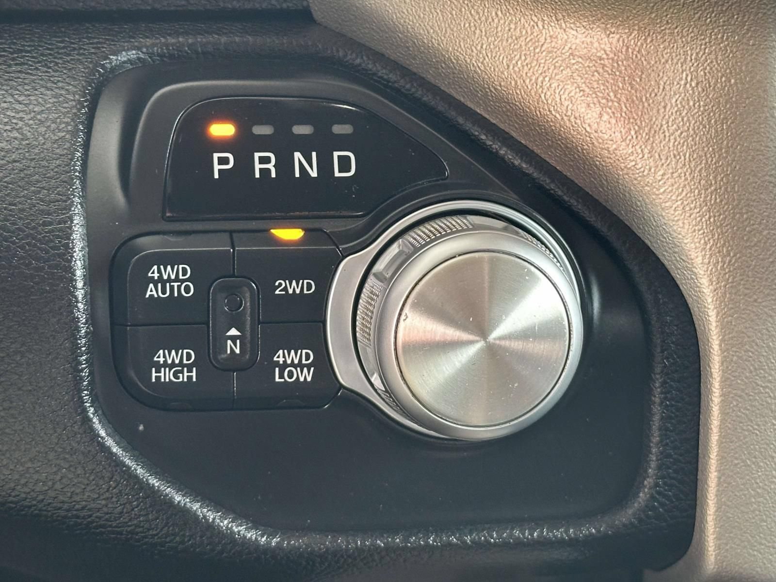 Used 2019 RAM 1500 Laramie AWD/4WD image 14