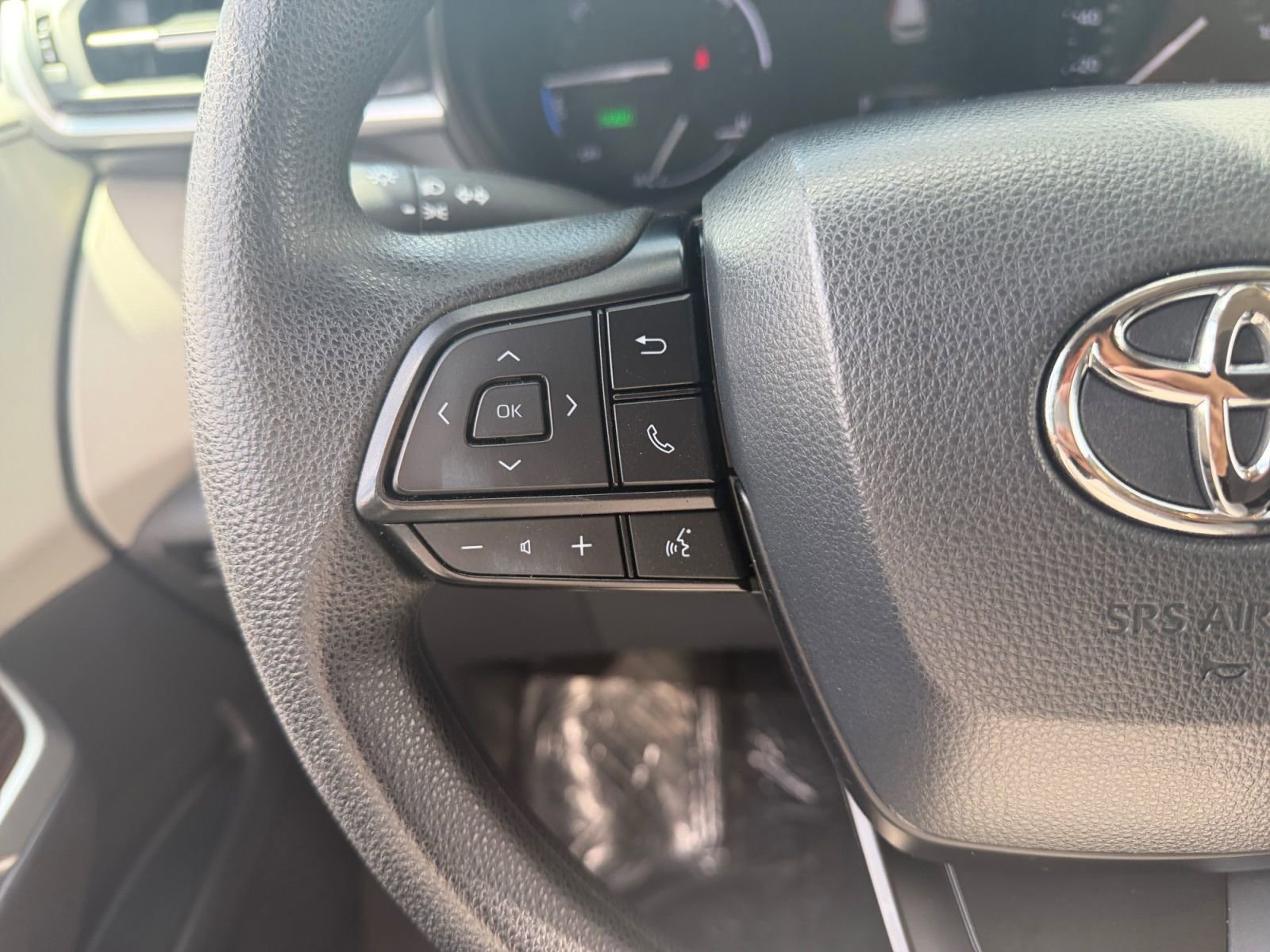 Certified 2024 Toyota Sienna LE image 19