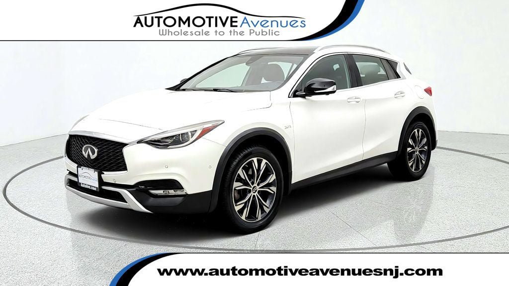 Used 2018 INFINITI QX30 AWD w/ Cargo Package image 1