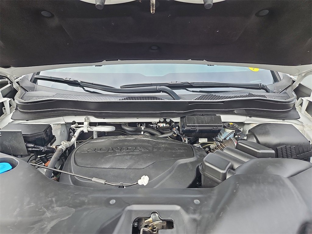 Certified 2023 Honda Passport TrailSport image 35
