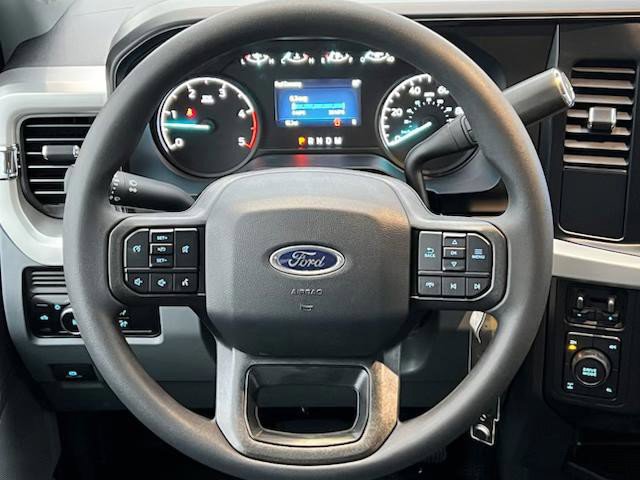 New 2027 Ford F450 XL w/ XL Chrome Package AWD/4WD image 24