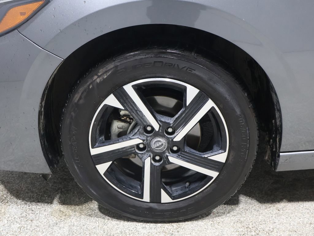 Used 2024 Nissan Sentra SV image 9