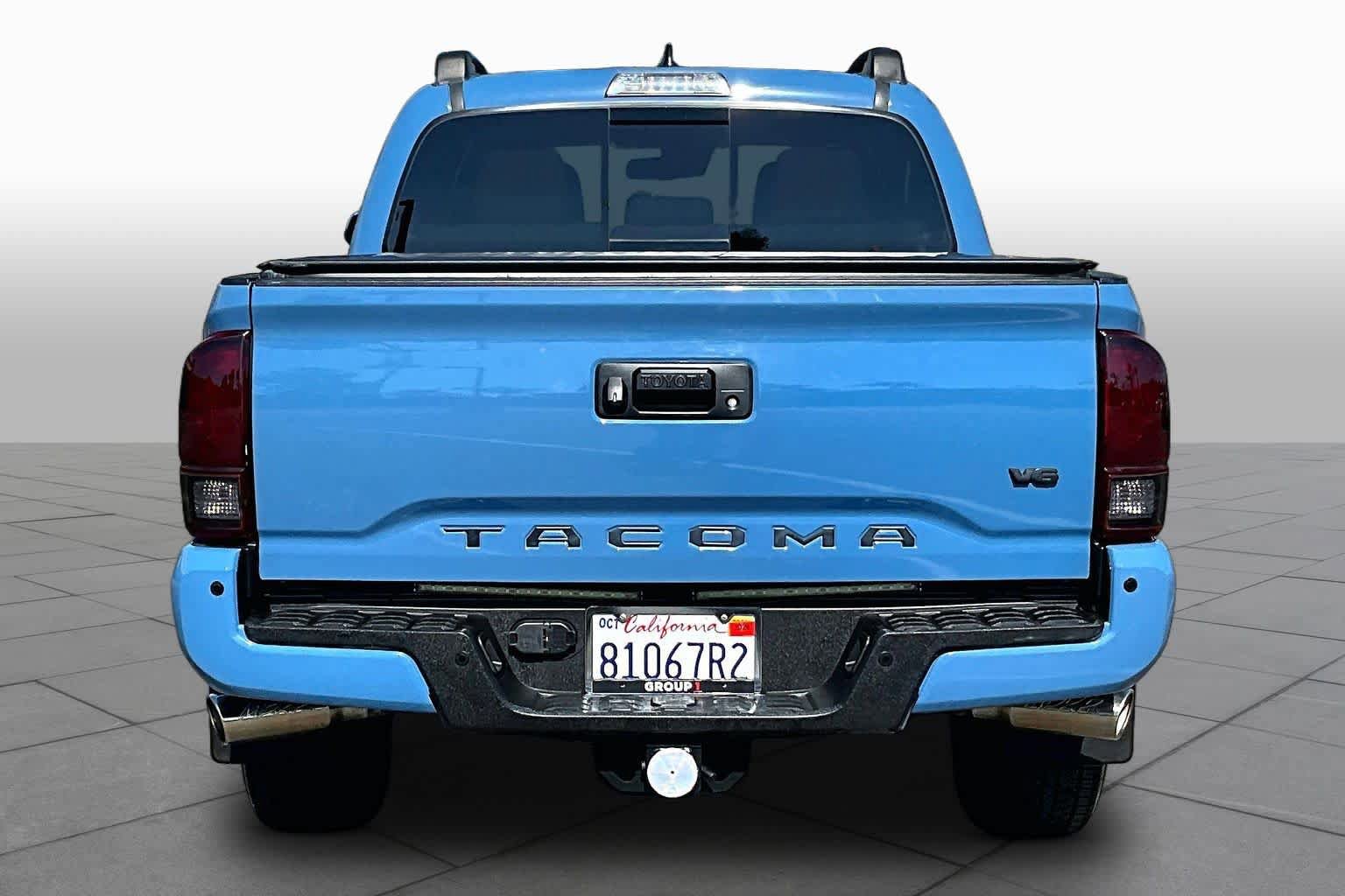 Used 2019 Toyota Tacoma TRD Sport w/ Technology Package RWD image 4