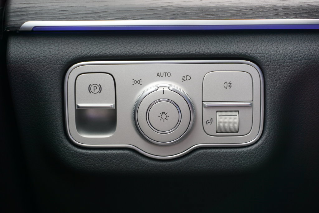 Certified 2026 Mercedes-Benz GLE 350 4MATIC image 33