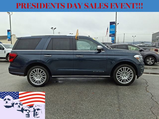 Certified 2022 Ford Expedition Platinum image 12
