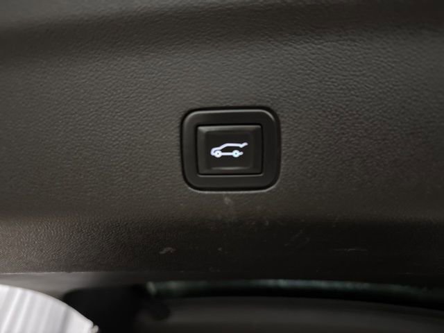 Used 2021 Chevrolet Suburban LT AWD/4WD image 29