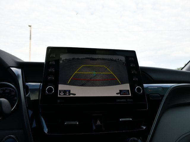 Used 2022 Toyota Camry XLE w/ Protection Package (Q2) (TMS) FWD image 18