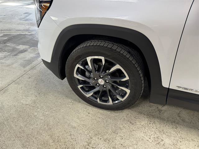 Certified 2022 GMC Terrain SLT w/ Infotainment Package II AWD/4WD image 10