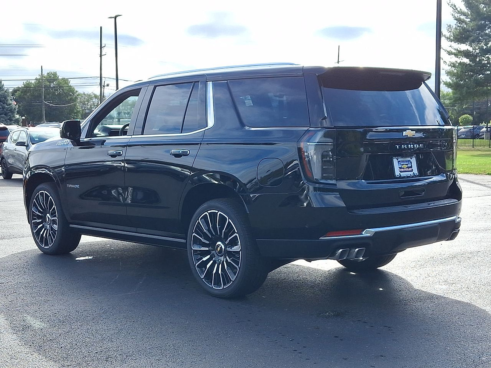 New 2026 Chevrolet Tahoe High Country AWD/4WD image 11