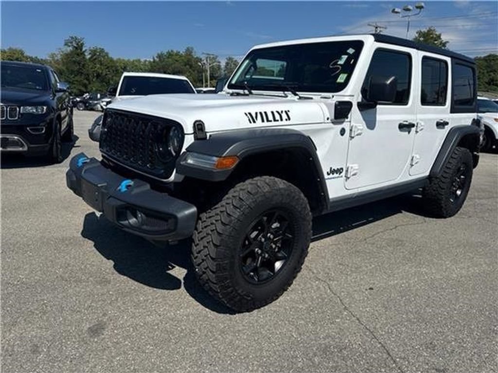 Used 2024 Jeep Wrangler Unlimited AWD/4WD image 6