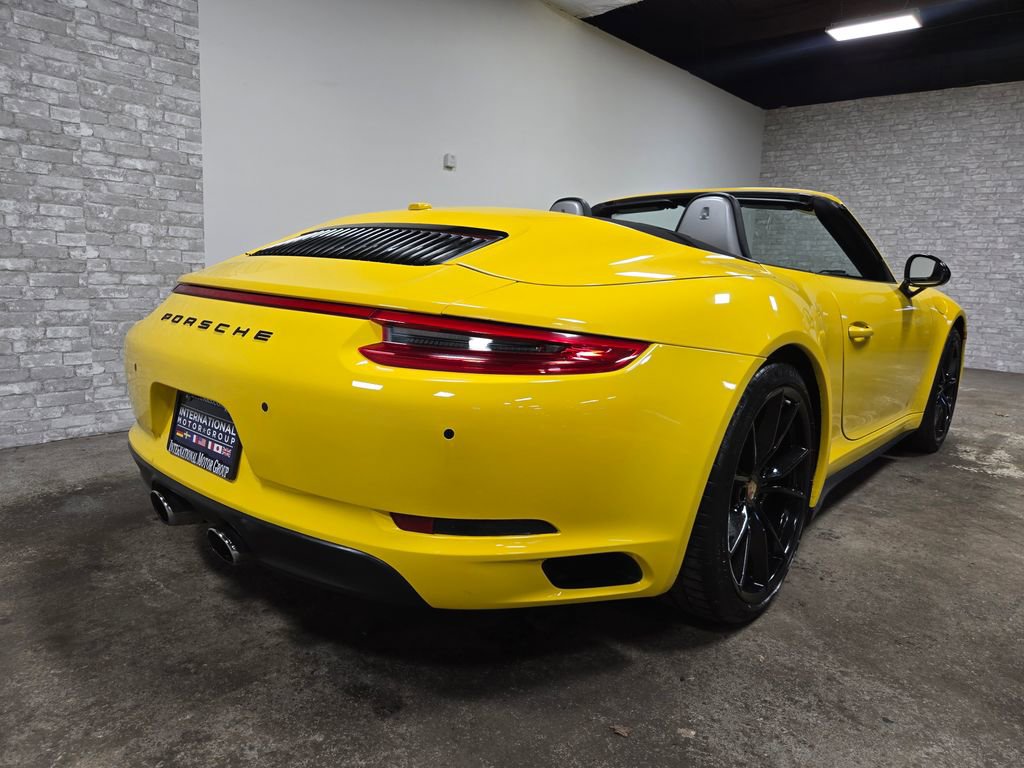 Used 2017 Porsche 911 Carrera 4S image 40