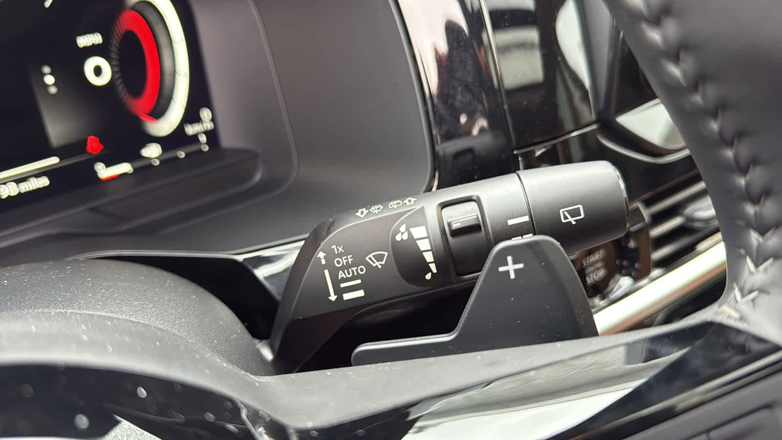 New 2025 Nissan Pathfinder Platinum w/ Cargo Package image 31