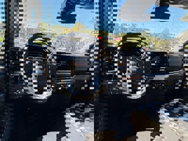 New 2025 GMC Sierra 2500 SLE image 19