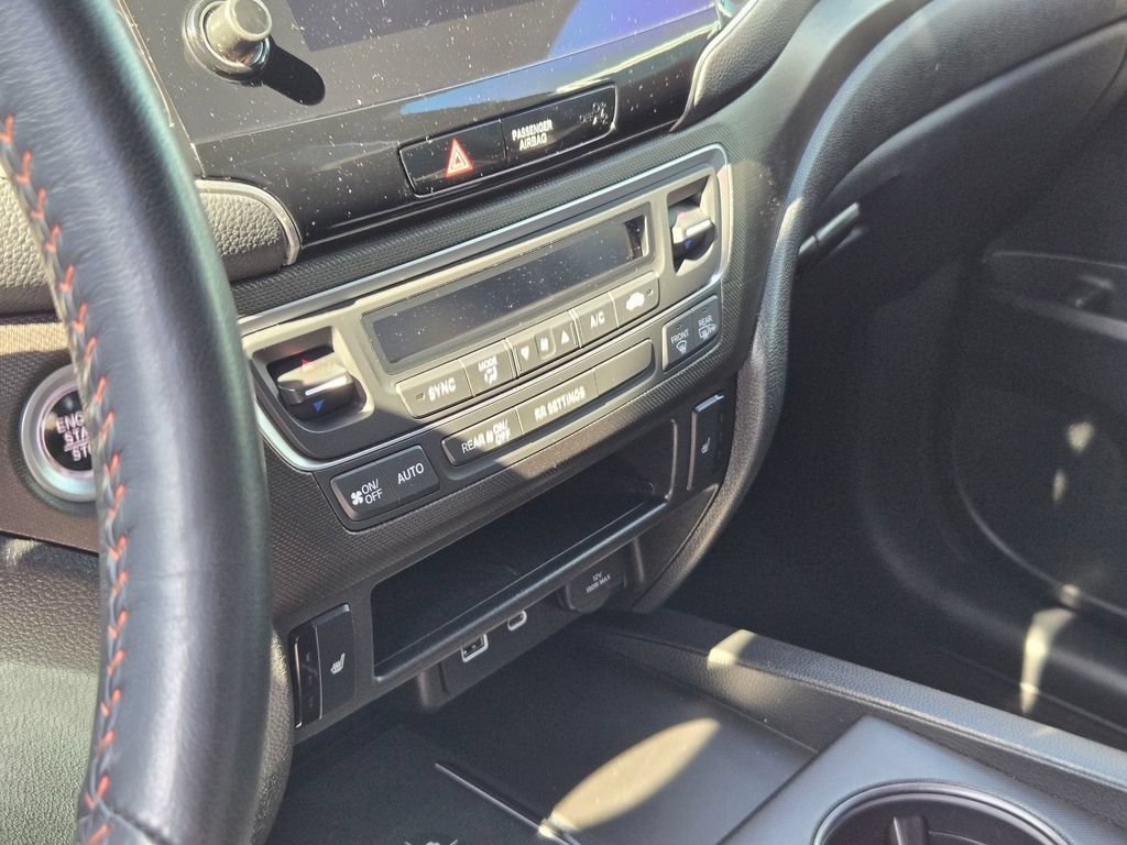 Used 2024 Honda Passport TrailSport image 10