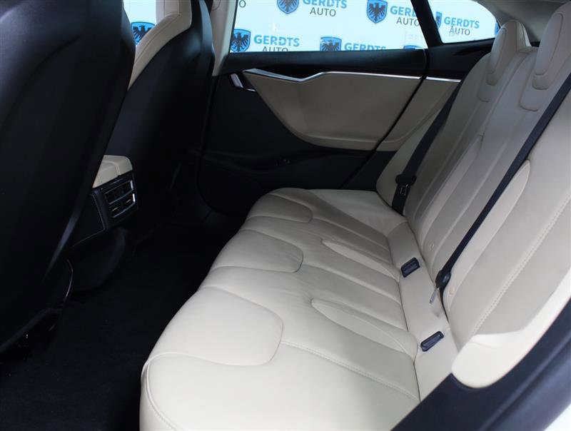 Used 2013 Tesla Model S image 17