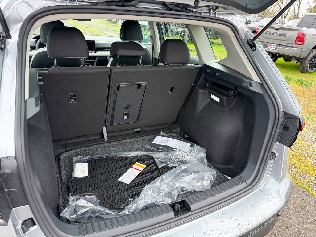 New 2026 Volkswagen Taos S image 22