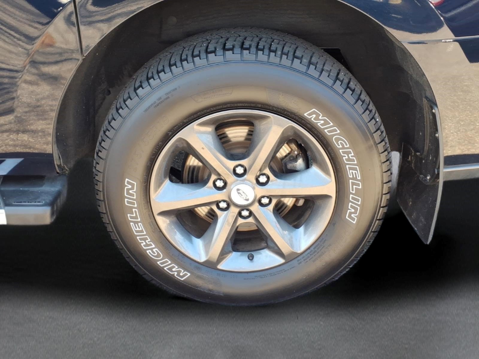 Used 2021 Ford Expedition Max XLT image 9