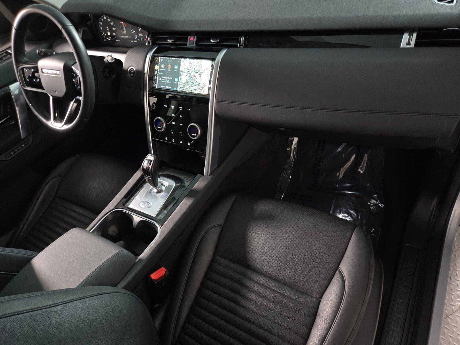 Used 2023 Land Rover Discovery Sport SE AWD/4WD image 19