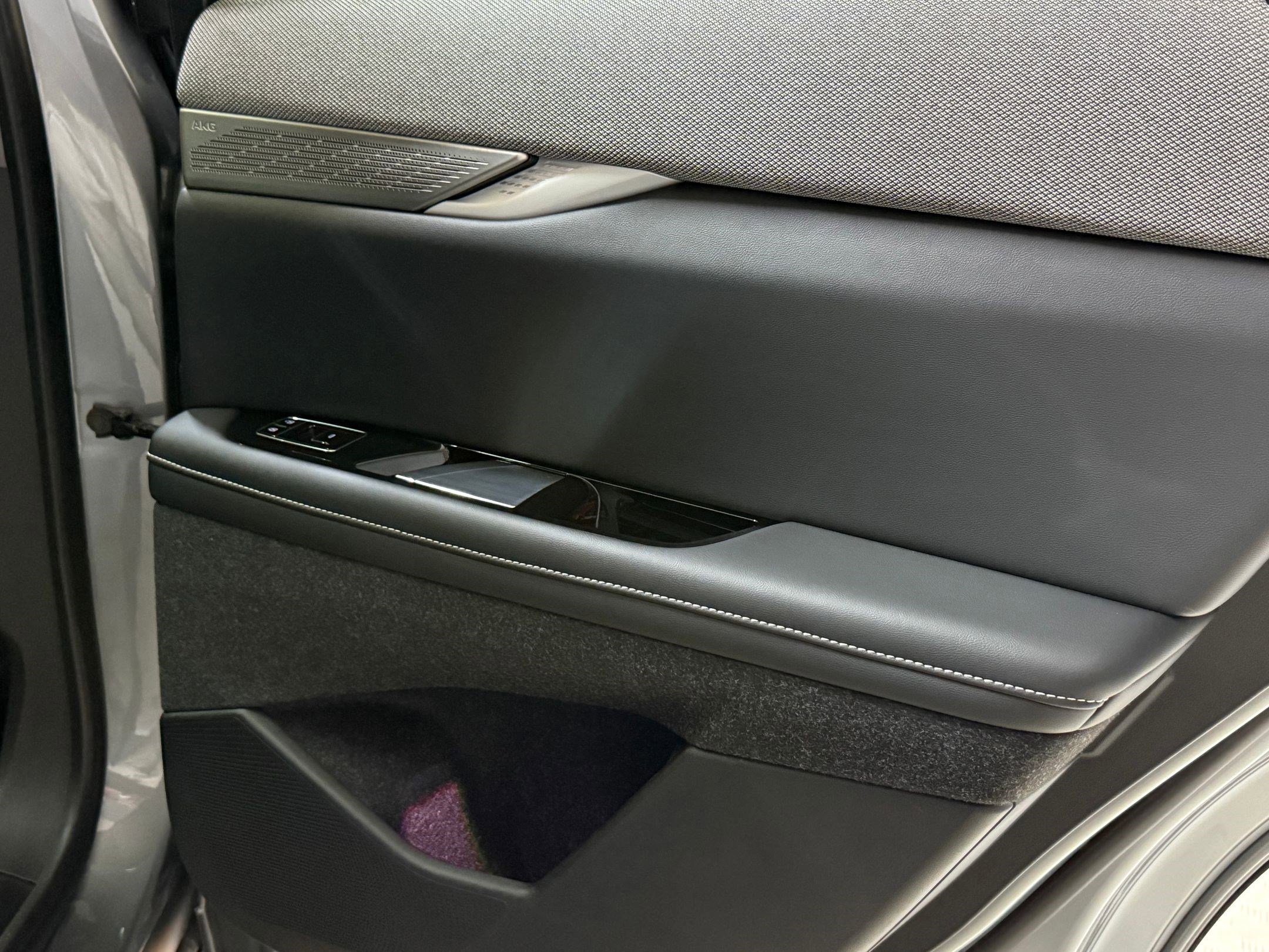 New 2026 Cadillac Optiq Sport 1 image 45