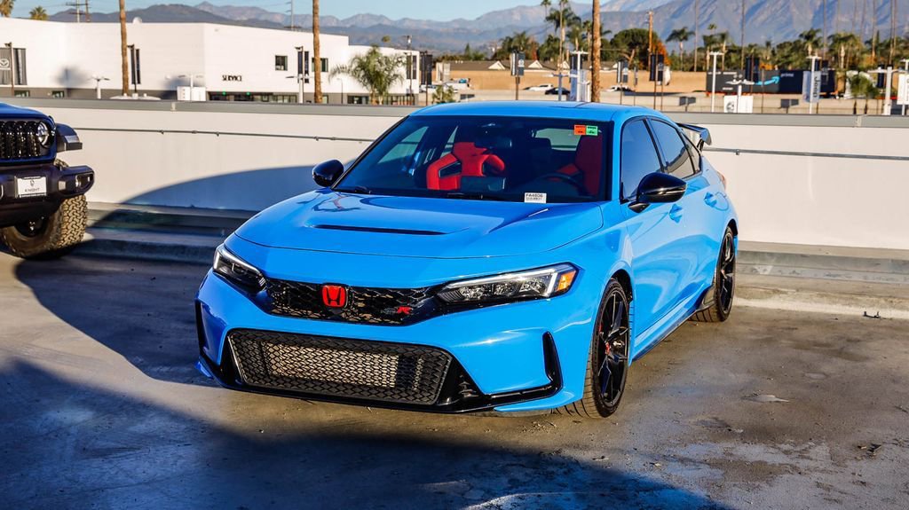 Used 2023 Honda Civic Type R image 4