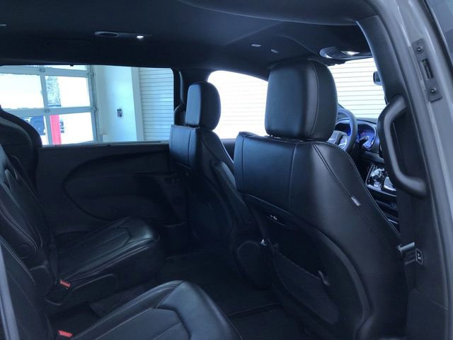Used 2025 Chrysler Pacifica Select FWD image 22