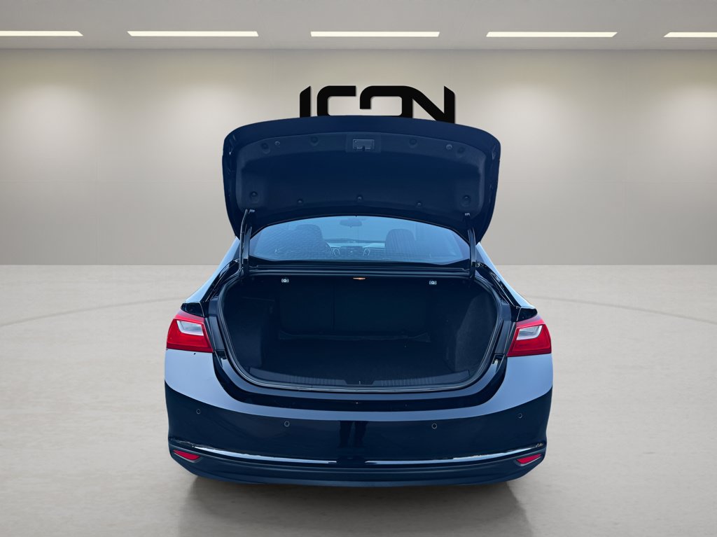 Used 2025 Chevrolet Malibu LT FWD image 22