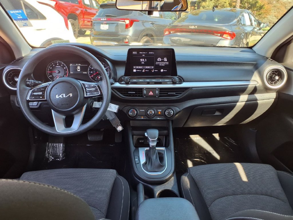 Certified 2023 Kia Forte LXS FWD image 12