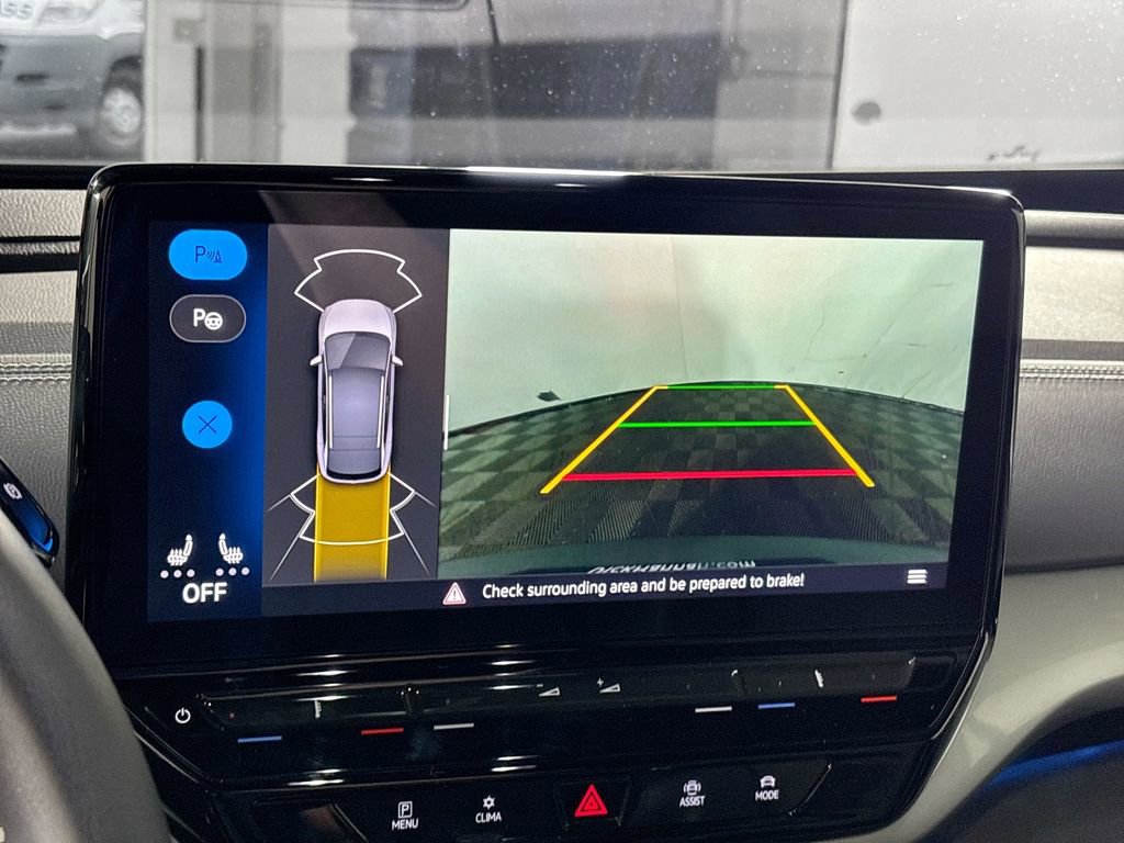Certified 2023 Volkswagen ID.4 Pro S Plus AWD/4WD image 17